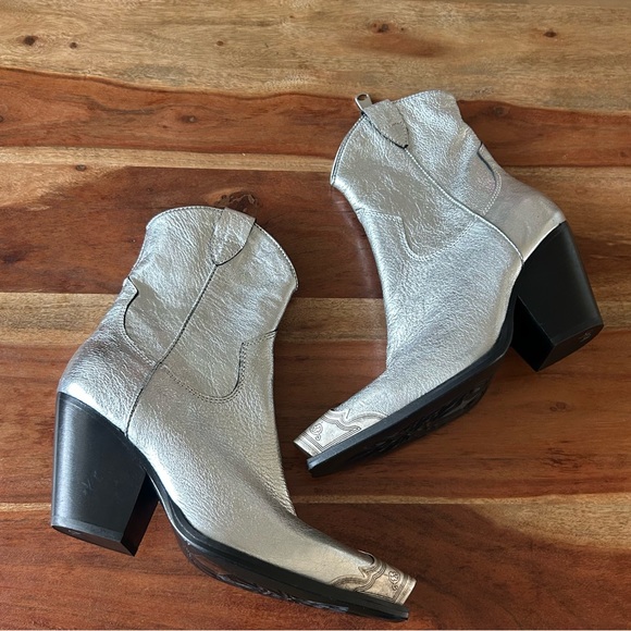 New Free People Brayden Silver Western Metallic Toe Boots - Picture 4 of 10